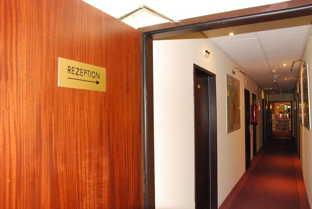 Continental Hotel-Pension Vienna Exterior photo