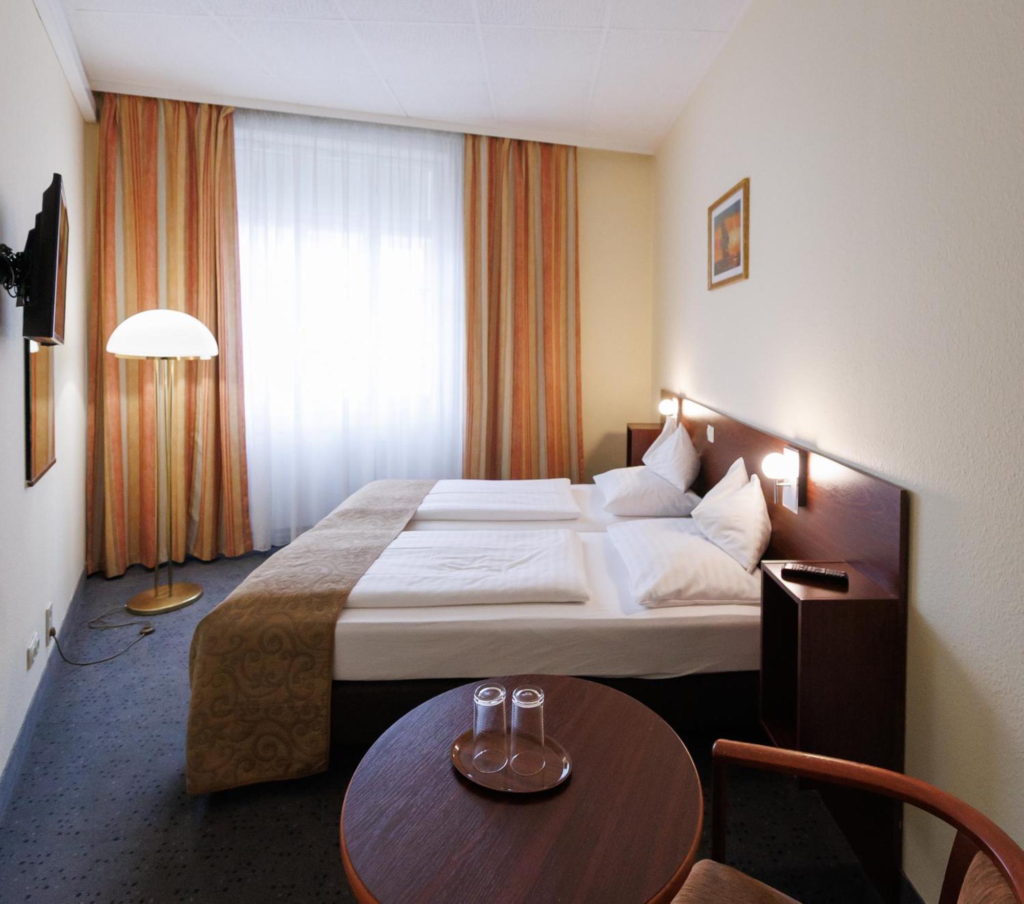 Continental Hotel-Pension Vienna Exterior photo