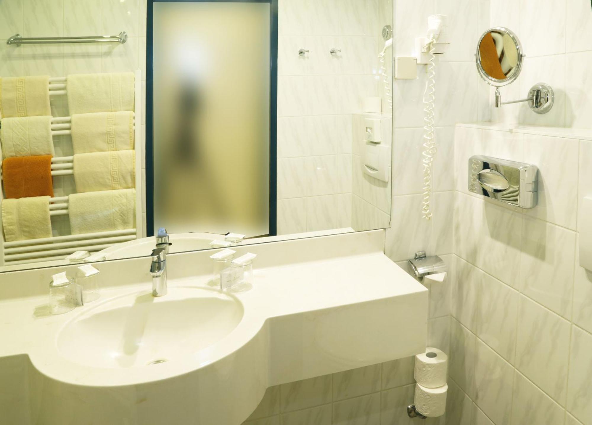 Continental Hotel-Pension Vienna Room photo